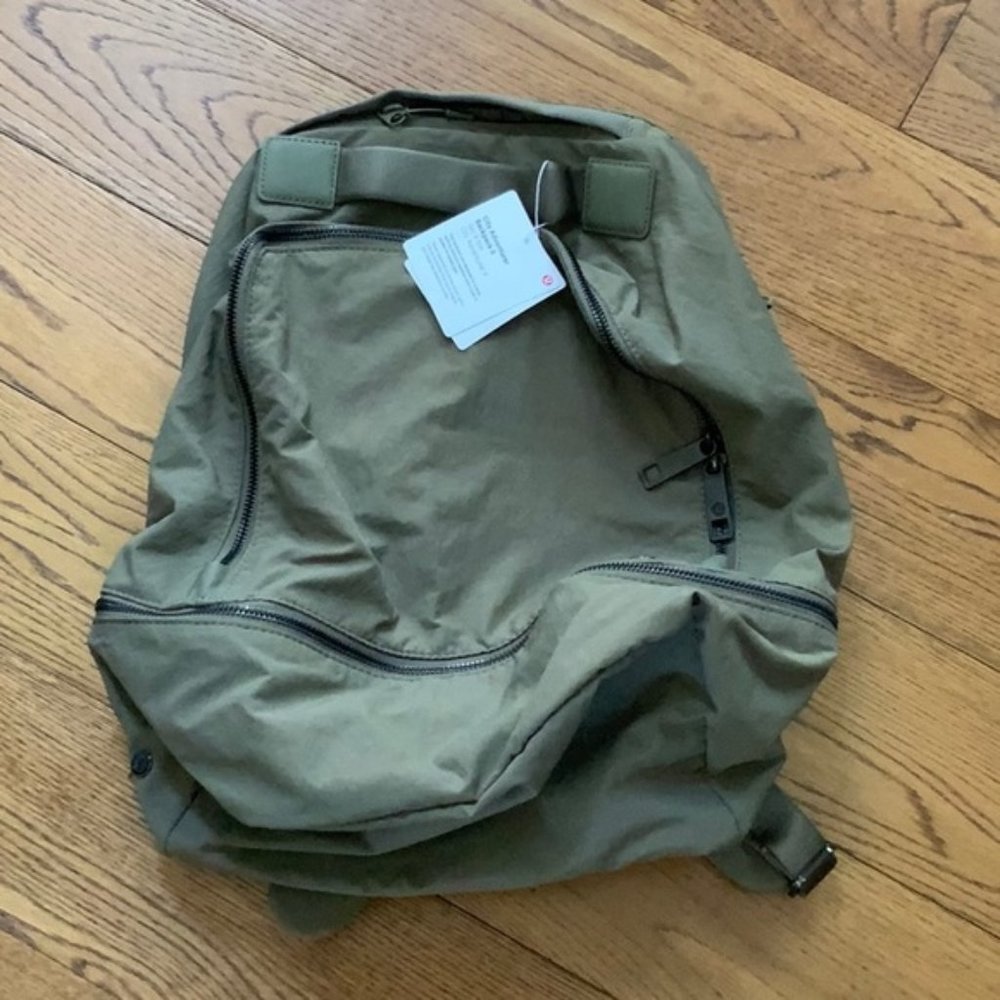 Lululemon City Adventurer Backpack NWT
